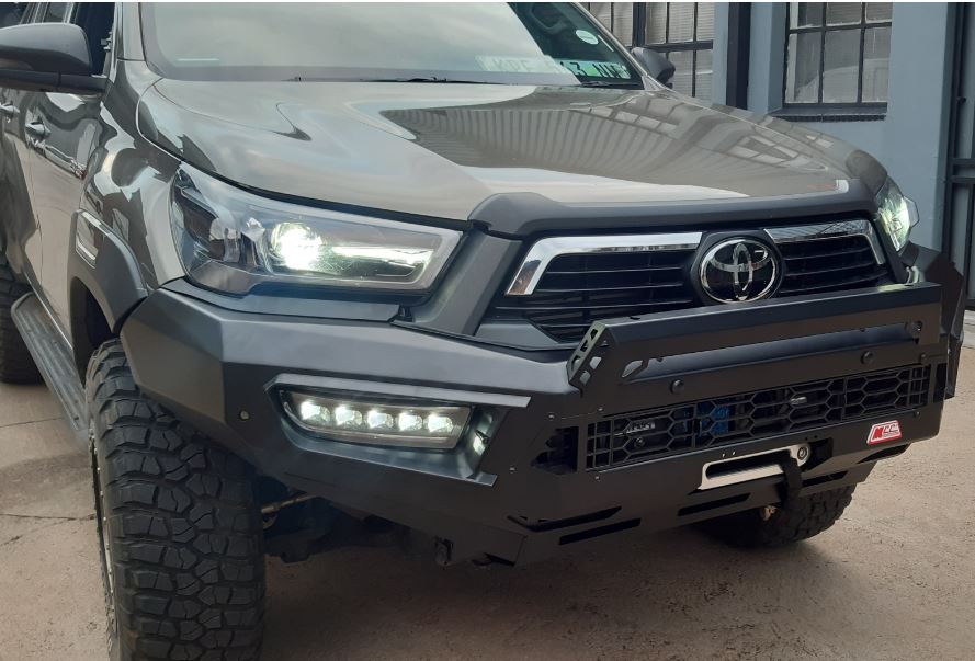 TOYOTA:  HILUX LEGEND or RAIDER GD6 Bumper Replacment