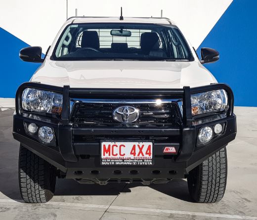 TOYOTA:  HILUX ROCCO/DAKAR/LEGEND 50 GD6 Bumper Replacment