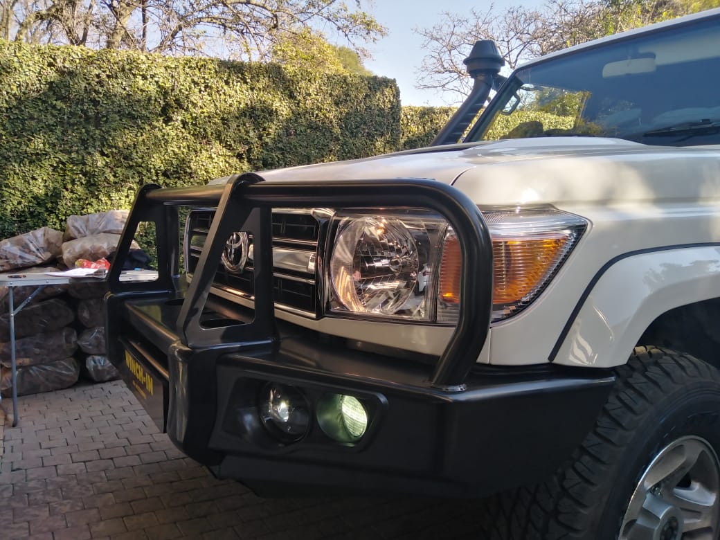 TOYOTA:   LANDCRUISER Bumper Replacment