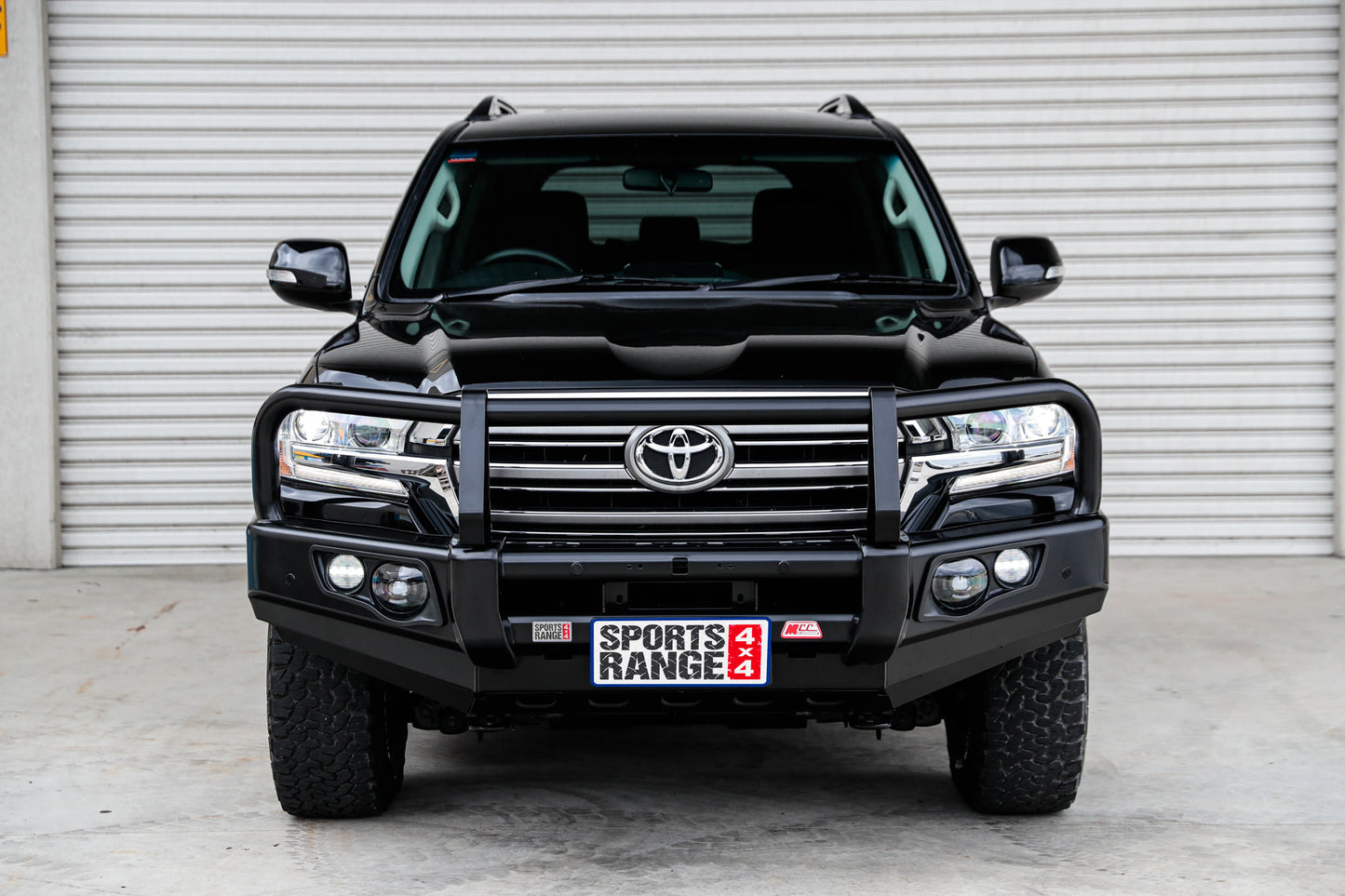 TOYOTA:   LANDCRUISER Bumper Replacment