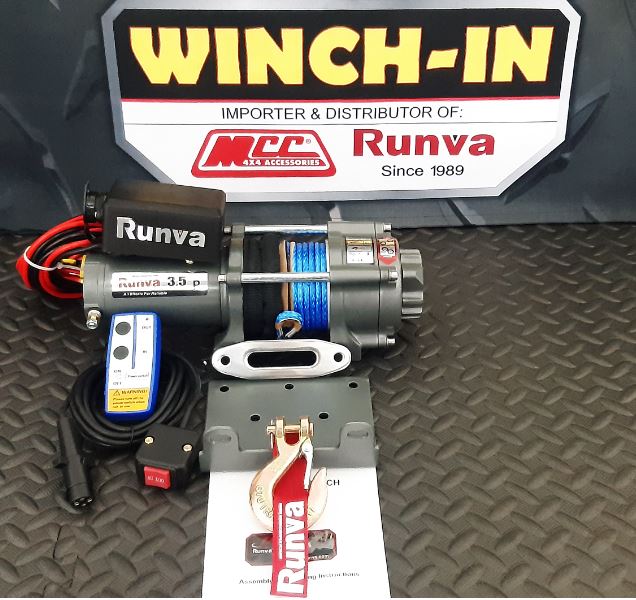 RUNVA WINCH  -  Synthetic Rope  3500lbs (1 588Kg) 12V